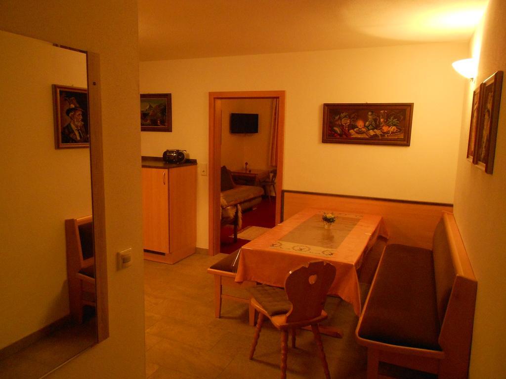 Ferienwohnung Mairhofer Bischofshofen Zimmer foto